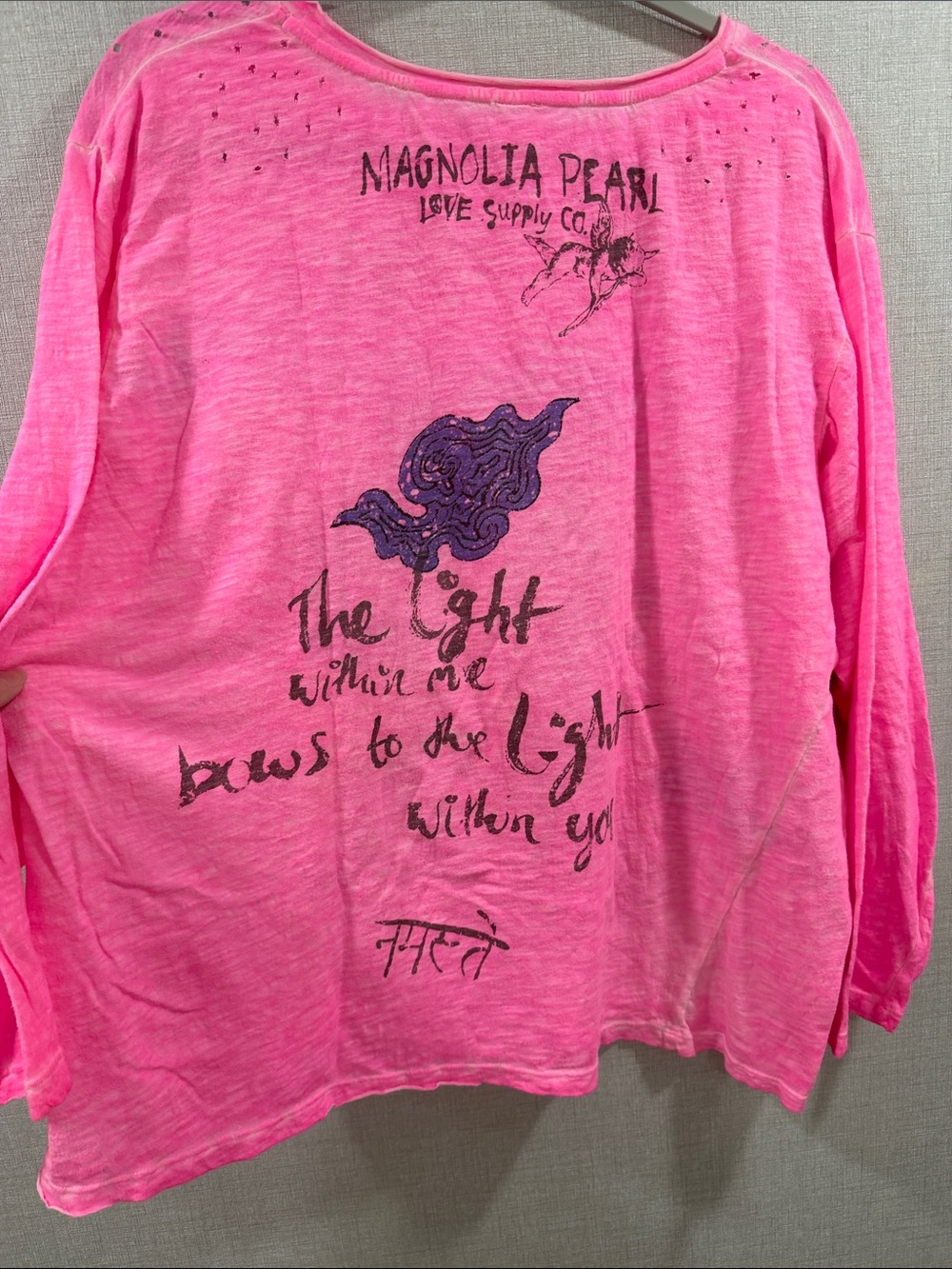 Magnolia Pearl Neon Pink Kathmandu Dragon Vigo Tee Long Sleeve - Picture 2 of 6